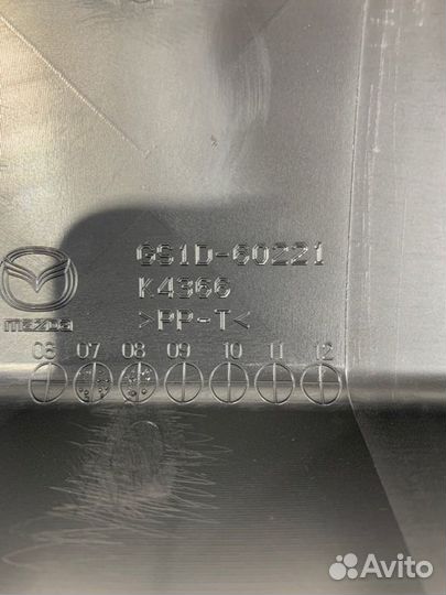 Кожух рулевой колонки Mazda 6 седан 2.0 LF 2009