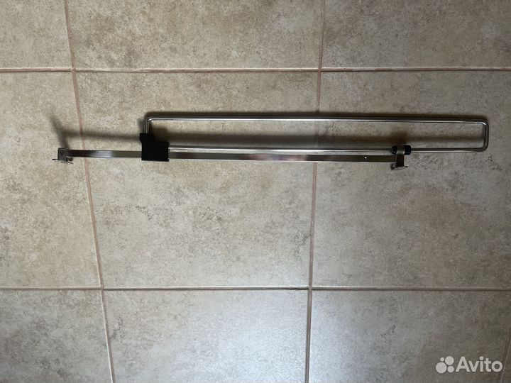 Вешалка выдвижная 450 мм