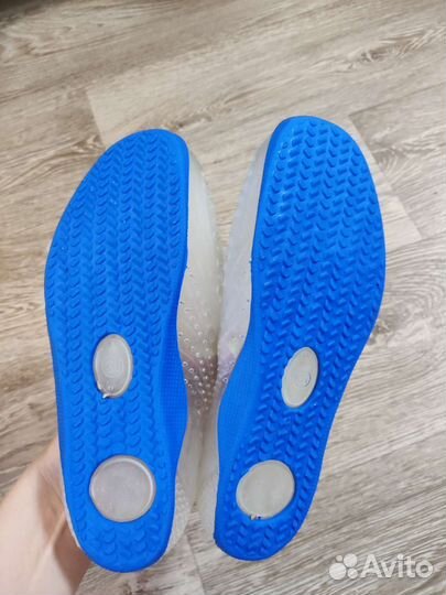 Аквашузы, коралловые тапочки