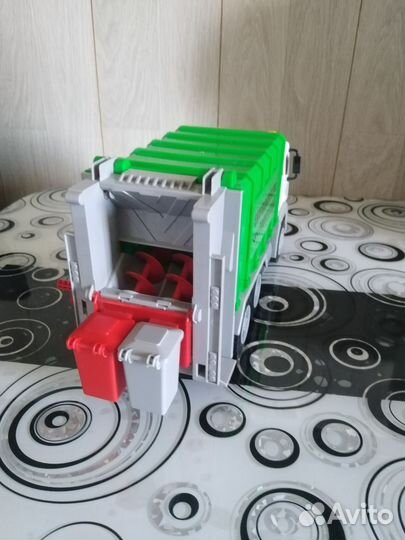 Игрушки машинки пакетом