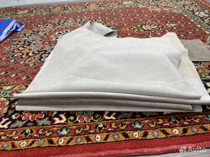 Обрезки ткани и кожзама