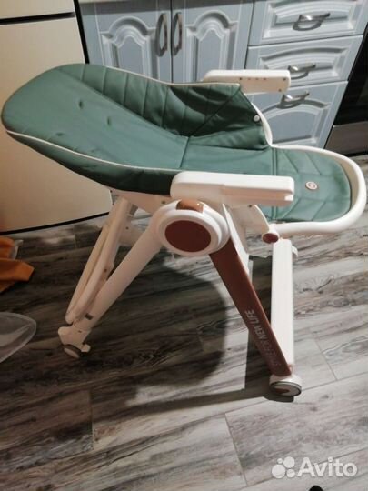 Детский стульчик для кормления