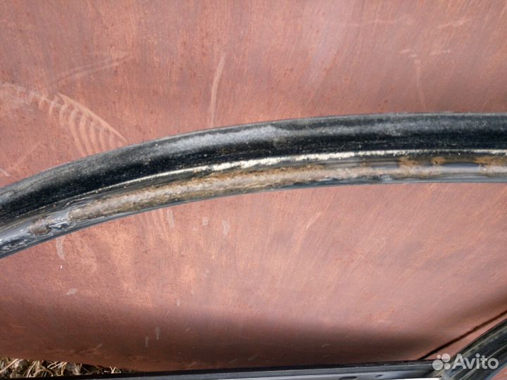 Дверь на Фольксваген Пассат В 3 передняя правая