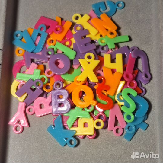 Бусины и подвески