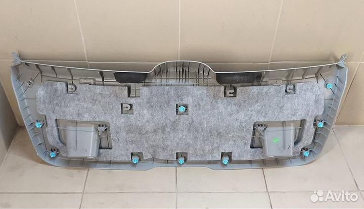 Обшивка крышки багажника KIA Cerato (LD) 2005