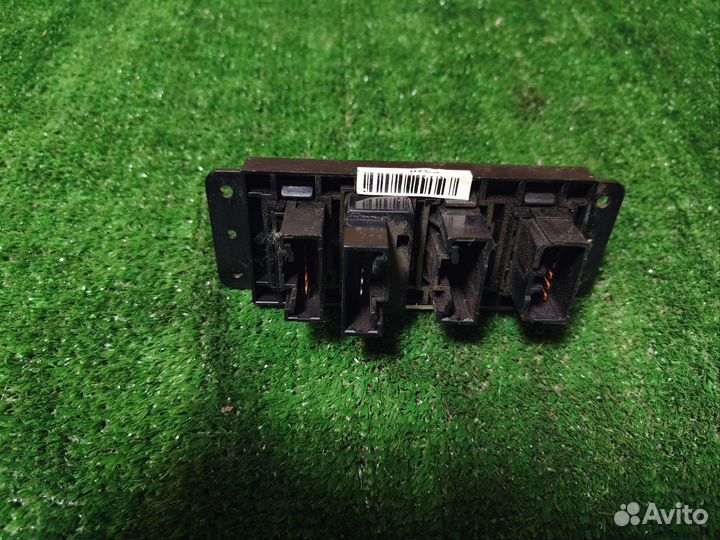 Блок кнопок hyundai elantra седан