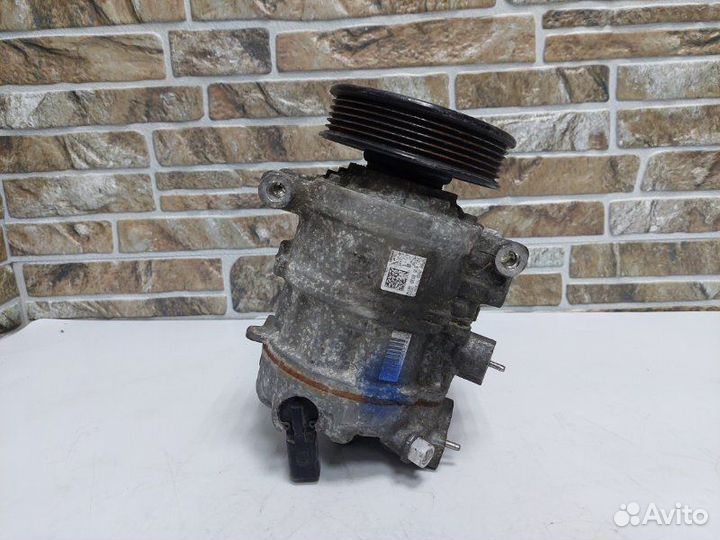 Компрессор системы кондиционирования Volkswagen Ti