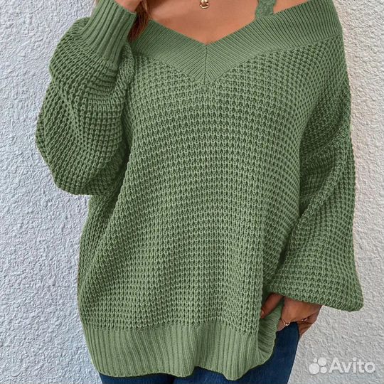 Вязаный свитер оверсайз женский
