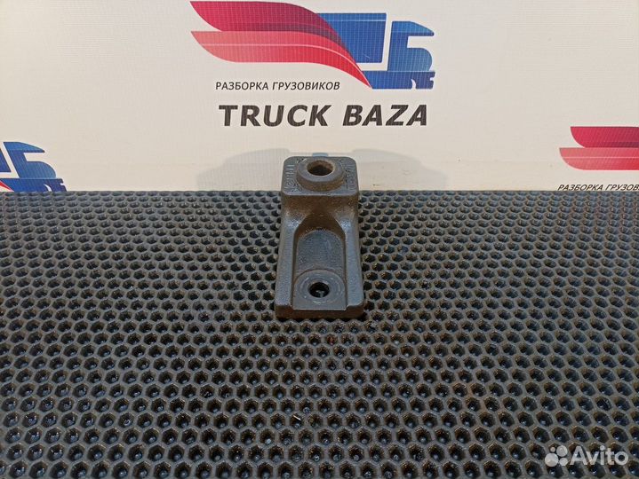 Кронштейн амортизатора переднего Iveco Stralis