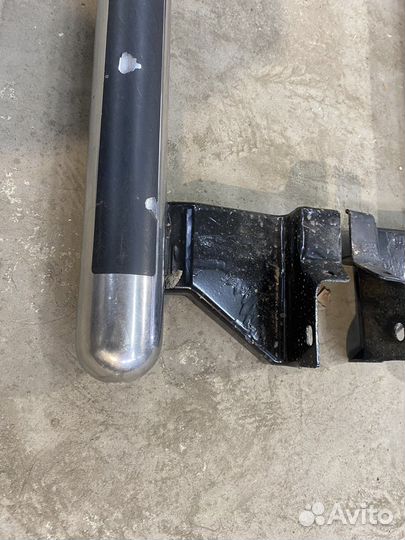 Подножки пороги на Ford Maverick