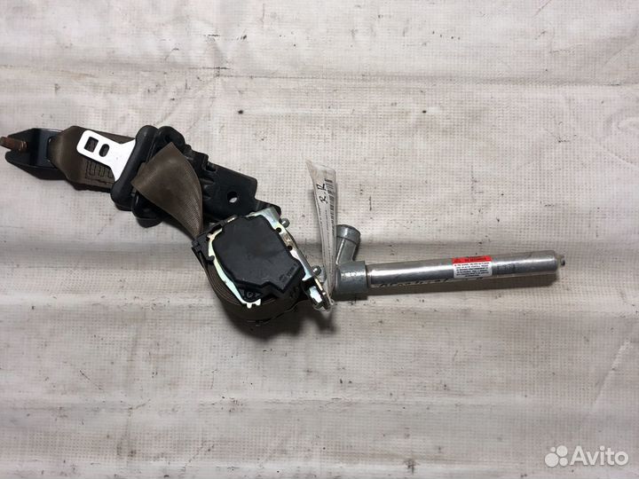 Ремнень безопасности правый volvo xc 70