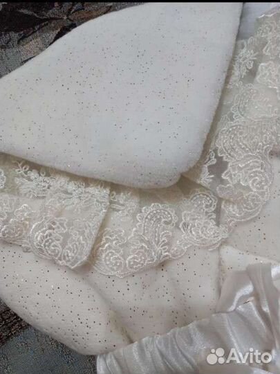 Конверт на выписку+шапочка, распашонка и ползунки