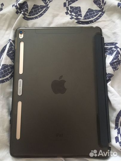 iPad pro 9,7 256 gb (золотой)