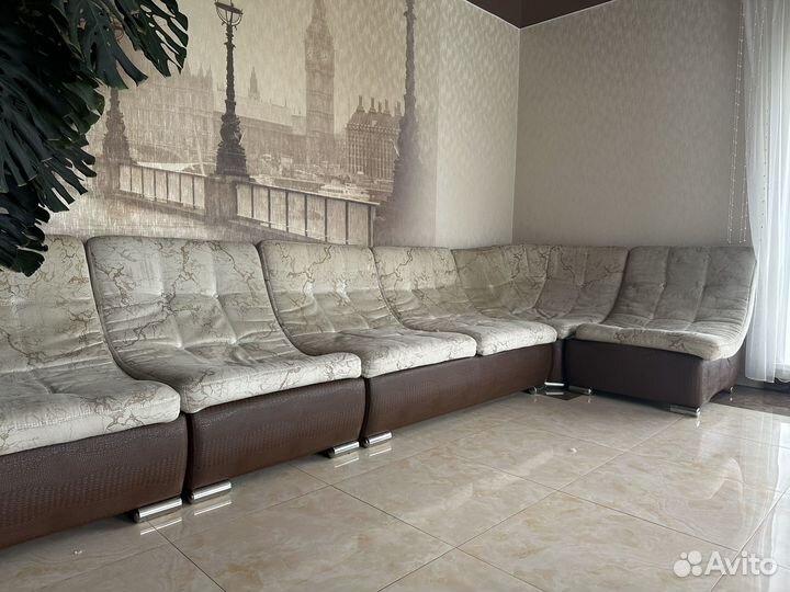 Большой модульный угловой диван
