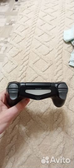 Геймпад PlayStation 4
