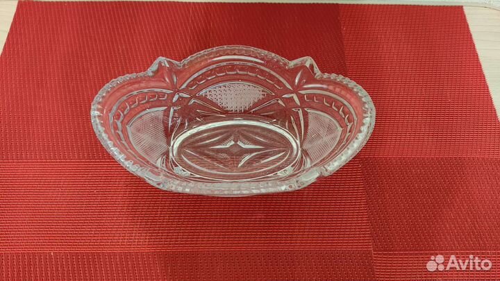 Хрустальная конфетница, ваза (хрусталь)