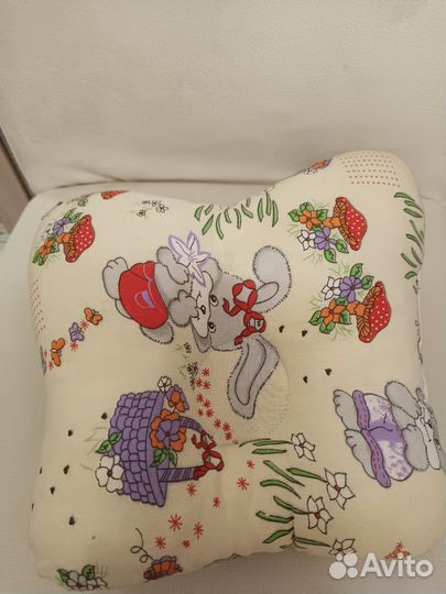 Подушечка для новорожденных