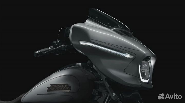 Harley-Davidson SVO Street Glide 2023