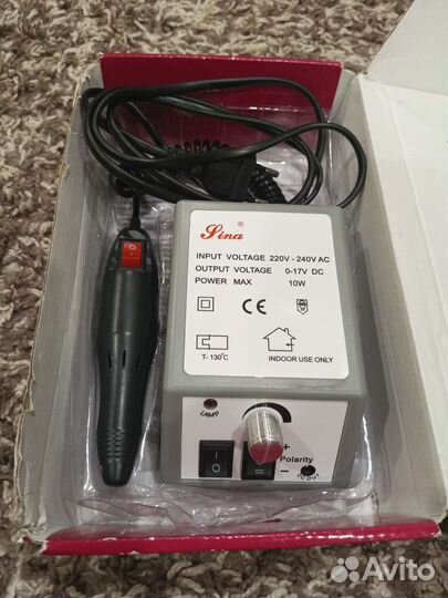 Маникюрная лампа для сушки