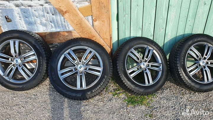 Pirelli formula ice 225 60 r18 с дисками 5x114.3