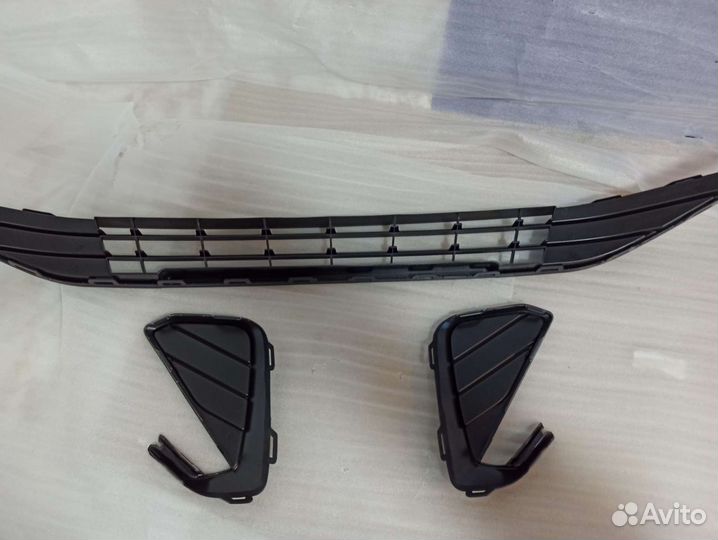 Решётка бампера Polo 6 (2020-н.в.)