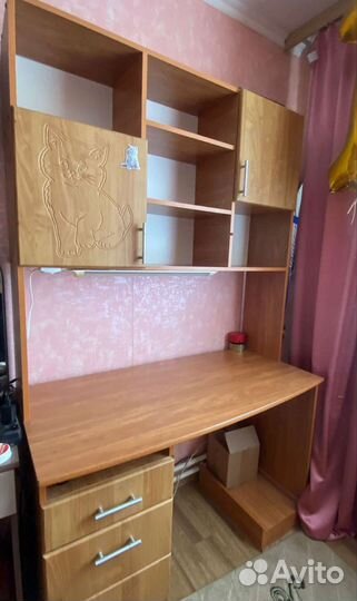 Компьютерный стол