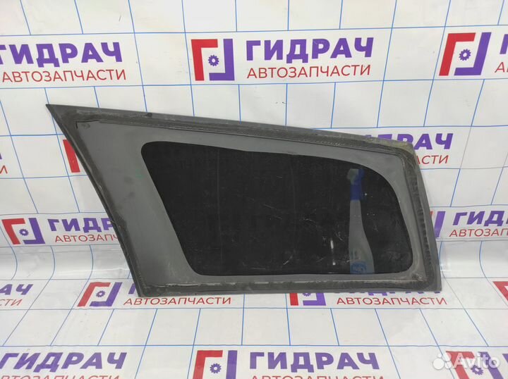 Стекло кузовное глухое правое Great Wall Hover H3