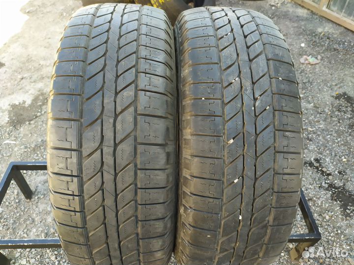 Michelin 4x4 Synchrone 235/65 R17 104H