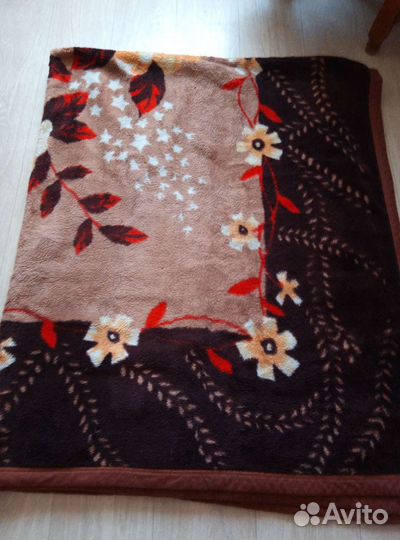 Покрывало на 2 х спальную кровать бу