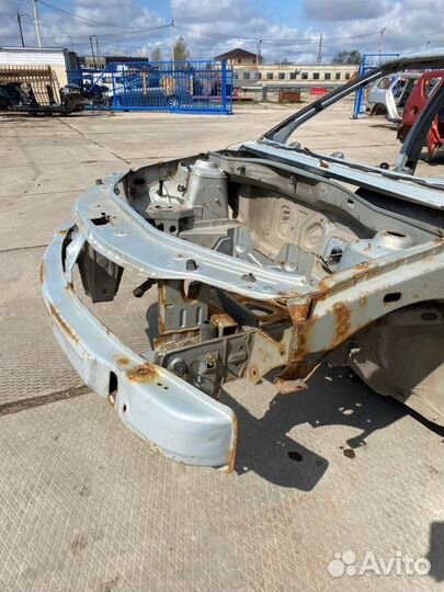 Передняя панель (Телевизор) Renault Logan седан