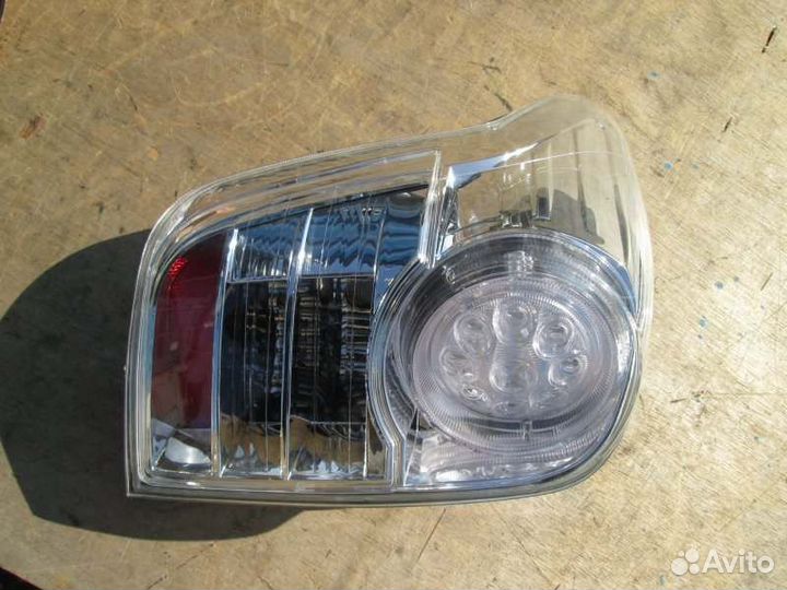 Стоп левый Toyota Corolla Fielder NZE141