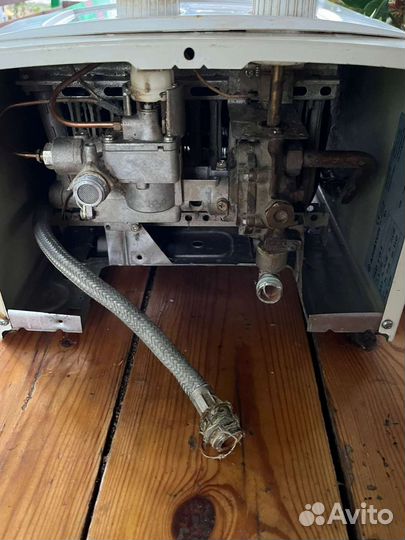 Газовая колонка ariston