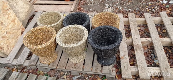 Ваза для цветов на дачу