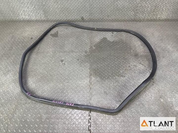 Уплотнение дверное toyota crown