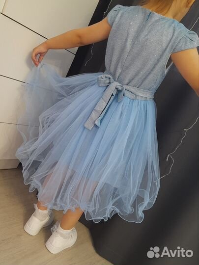 Красивое платье для девочки