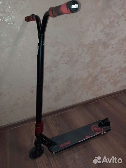 Трюковой самокат