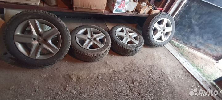 Зимняя резина на renault 205*55*16