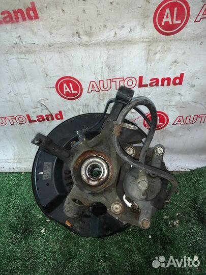 Ступица передняя левая Toyota Raum NCZ20