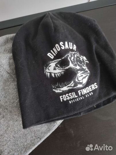 Набор шапок 2шт h&m 4-5 лет