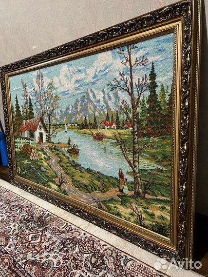 Картина вышитая бисером