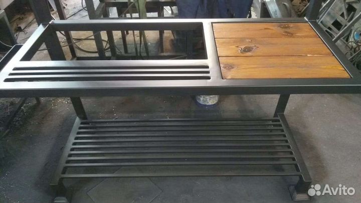 Мангал с крышей в стиле лофт