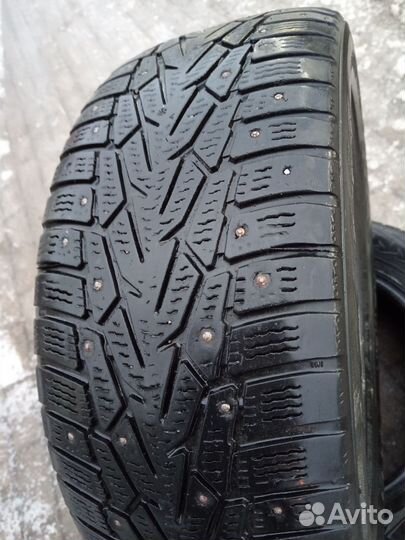 Nokian Tyres Hakkapeliitta 7 215/60 R16 99T