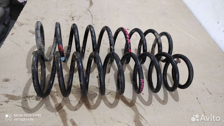 Пружина задняя Mitsubishi Lancer 9