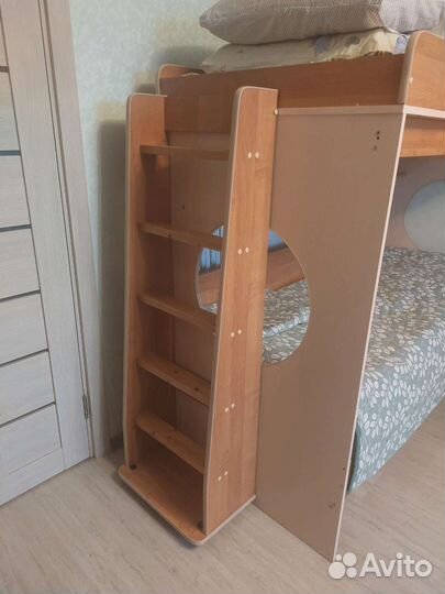 Двухъярусная кровать бу