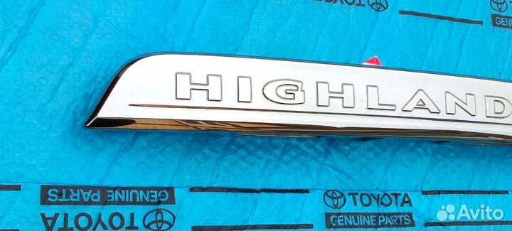 Хромированный молдинг багажника Хайлендер бу 10-13