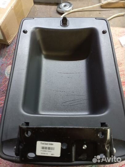 Подлокотник Nissan qashqai j10