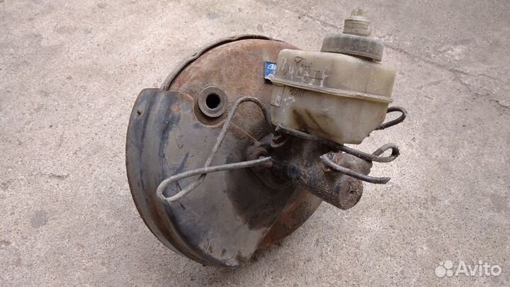 Vw passat b3, Вакуумный усилитель тормозов