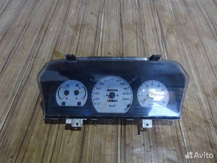 Панель приборов Mitsubishi Space Runner (N1,N2) 1