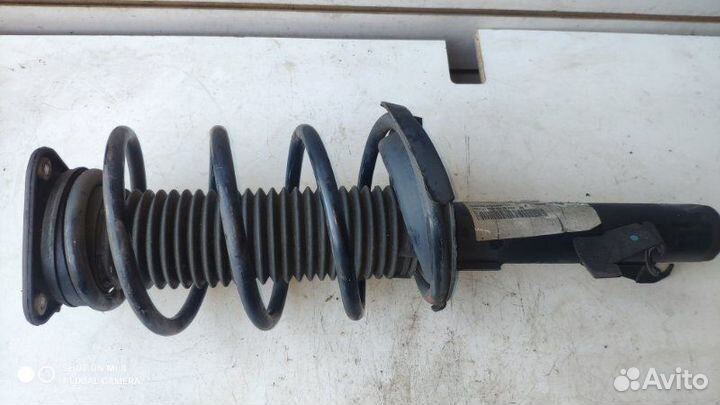 Амортизаторная стойка передняя левая Volvo S40 MS