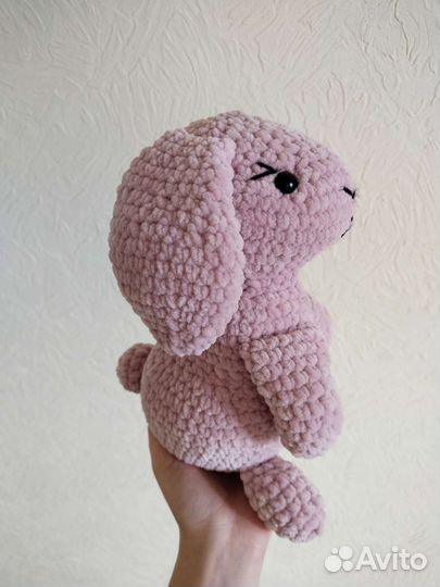 Плюшевый зайчик амигуруми